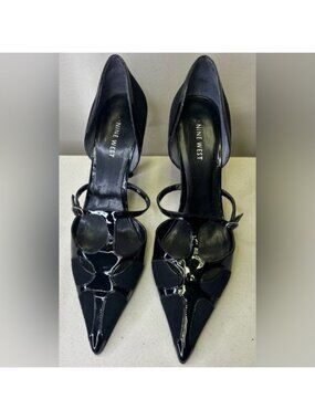 Nine West Black Patent and Suede Pointy unique intricate design 10 - 3 1/2” heel